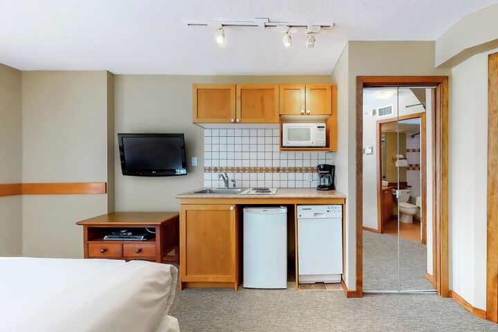 Studio Kitchenette