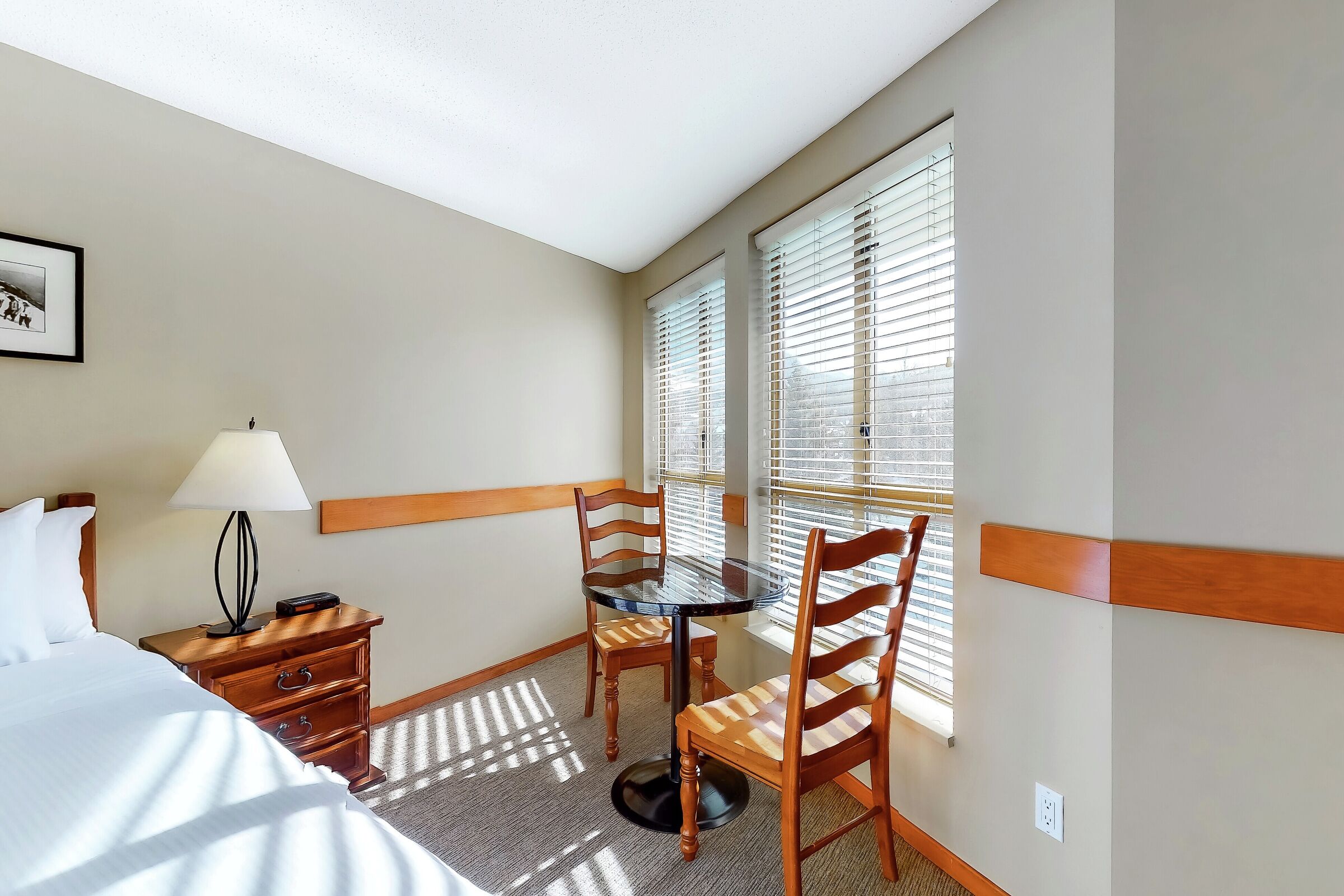 #402 - Studio Dining Area