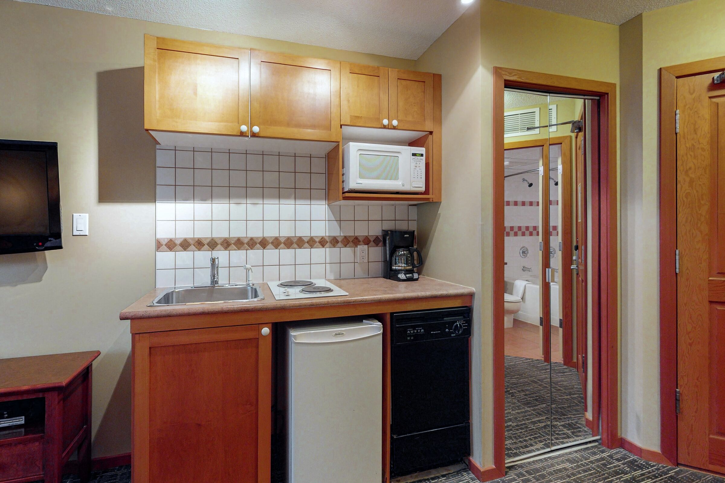 Studio Kitchenette