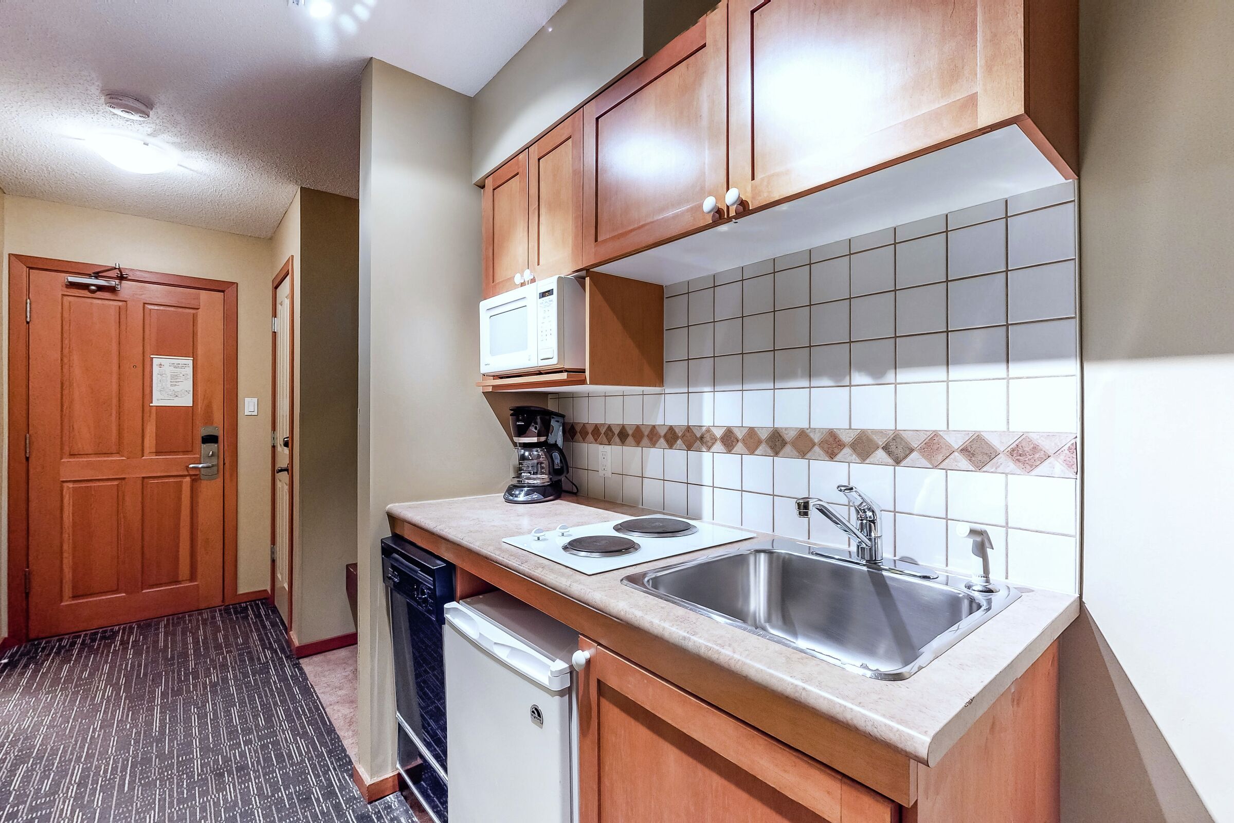 Studio Kitchenette