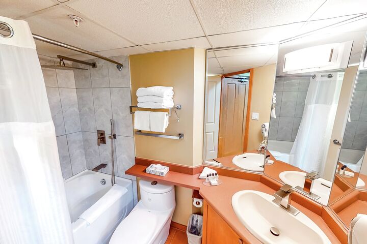 Studio Bathroom
