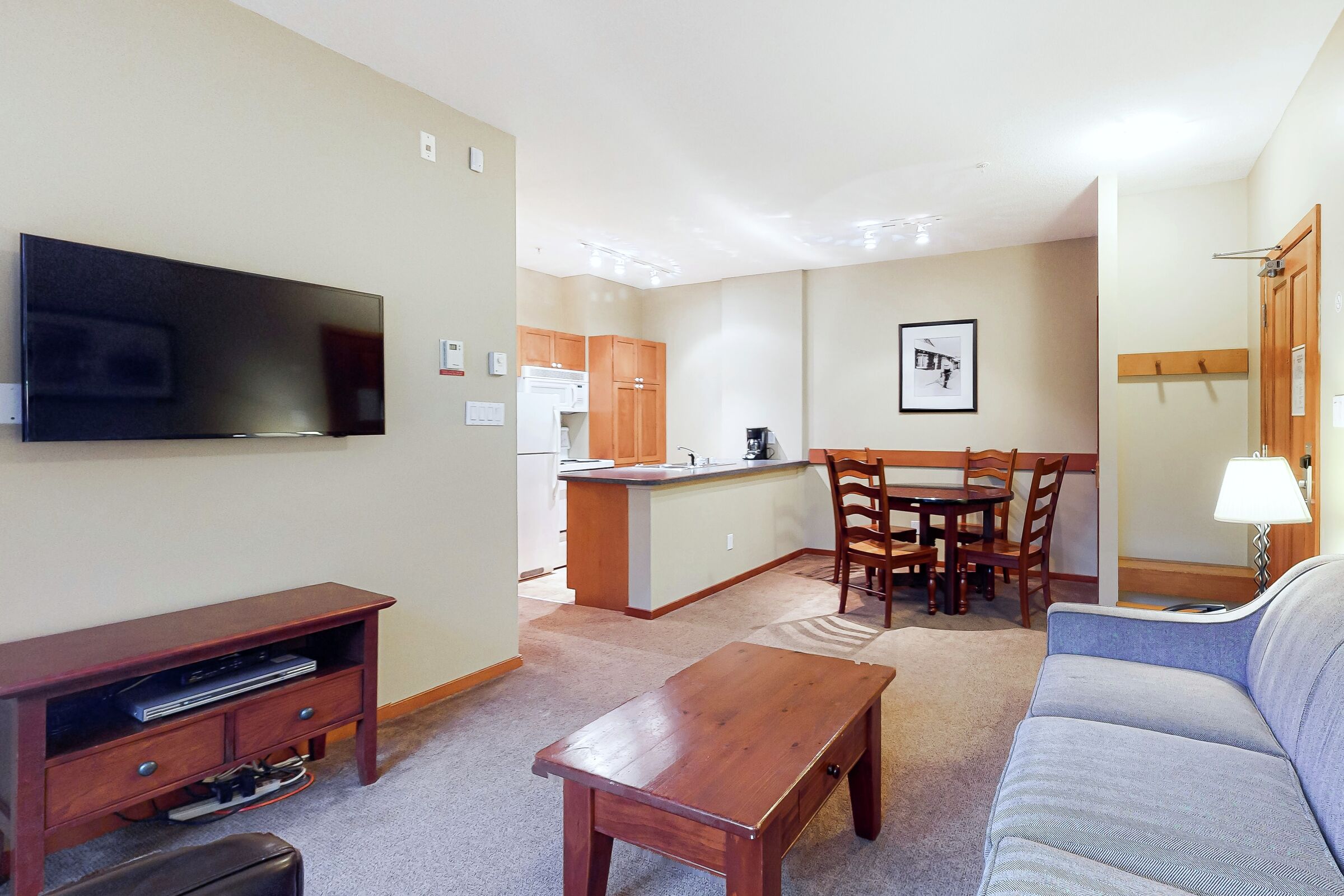 #116 - Living Area