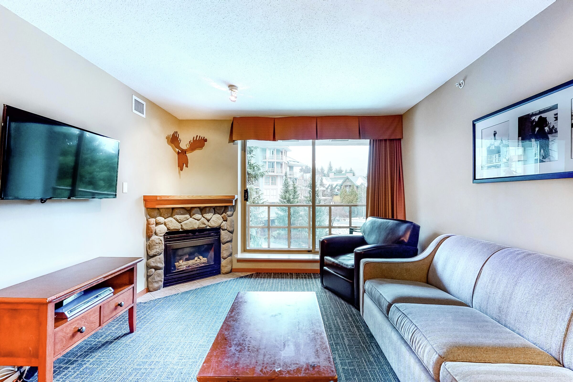 #320 - Living Room