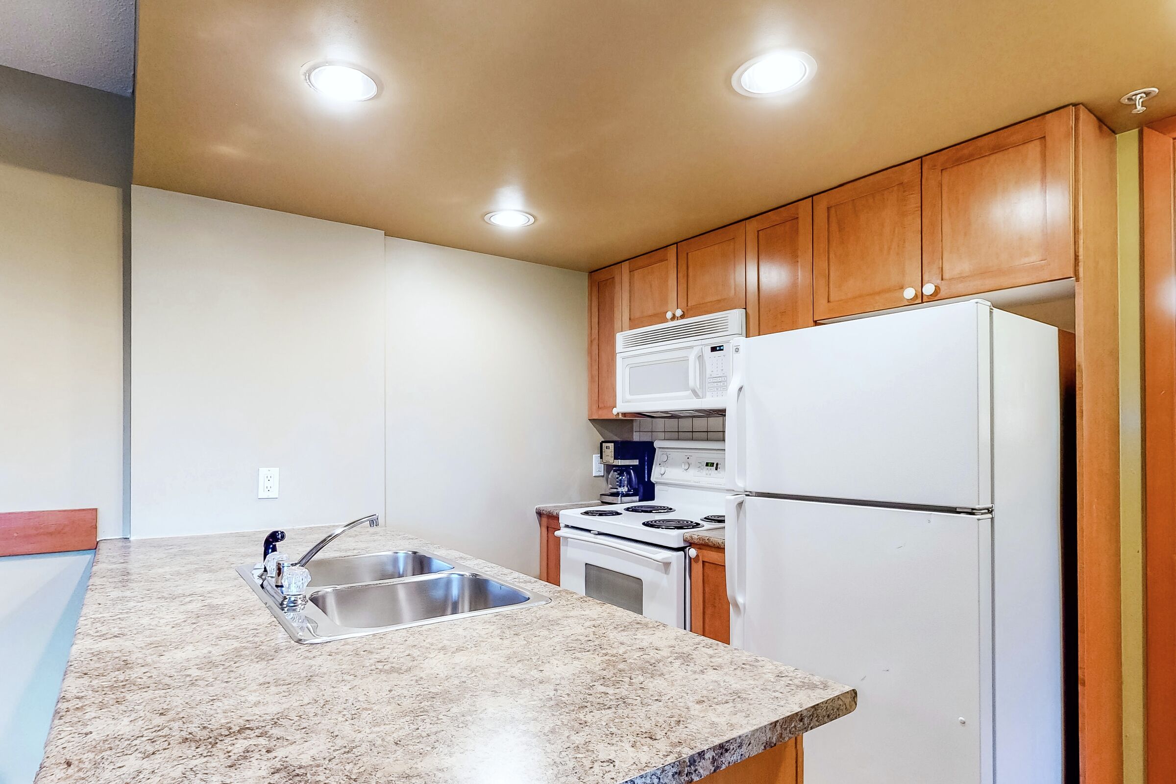 #320 - Kitchen