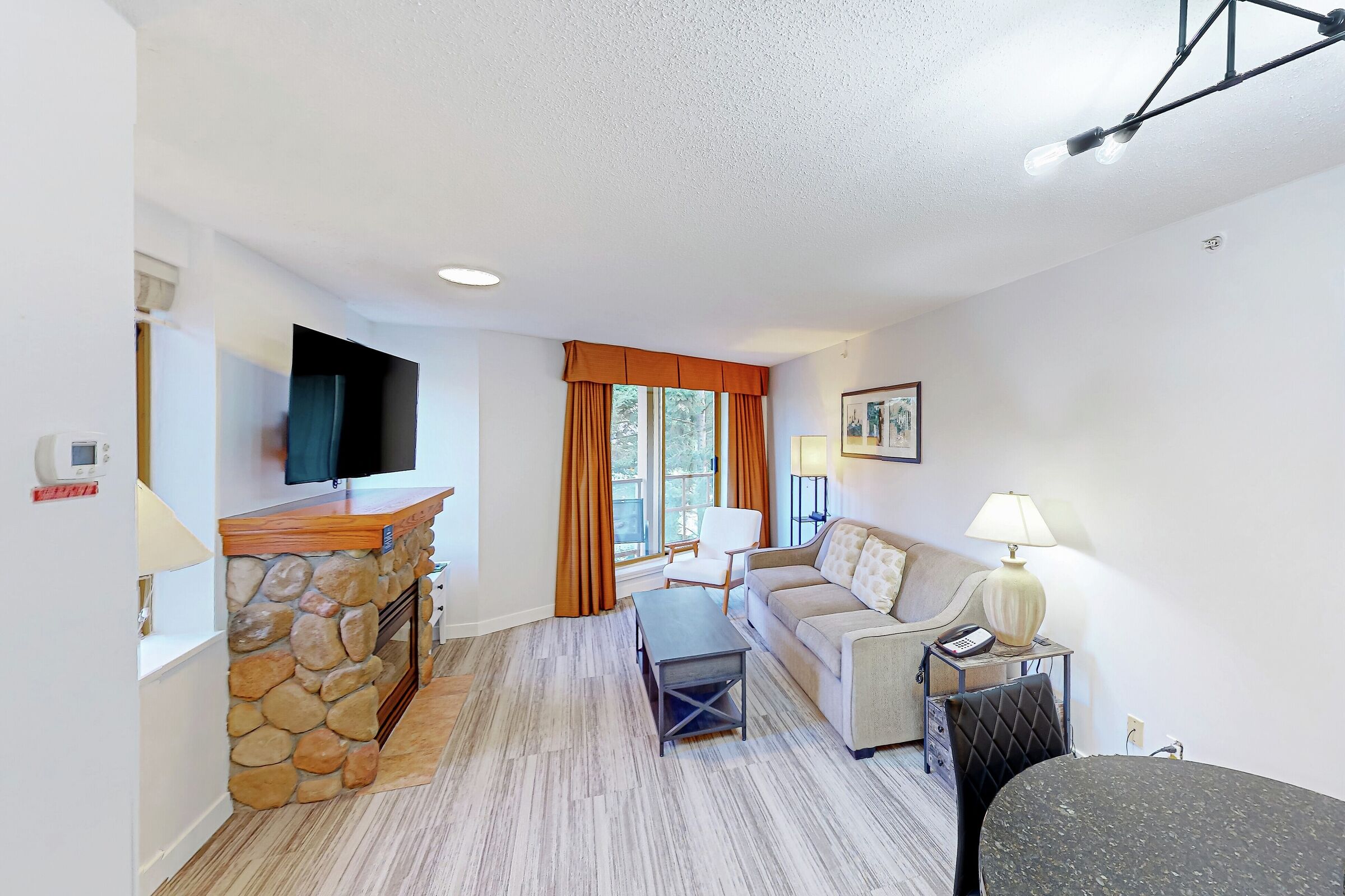 #326 - Living Area