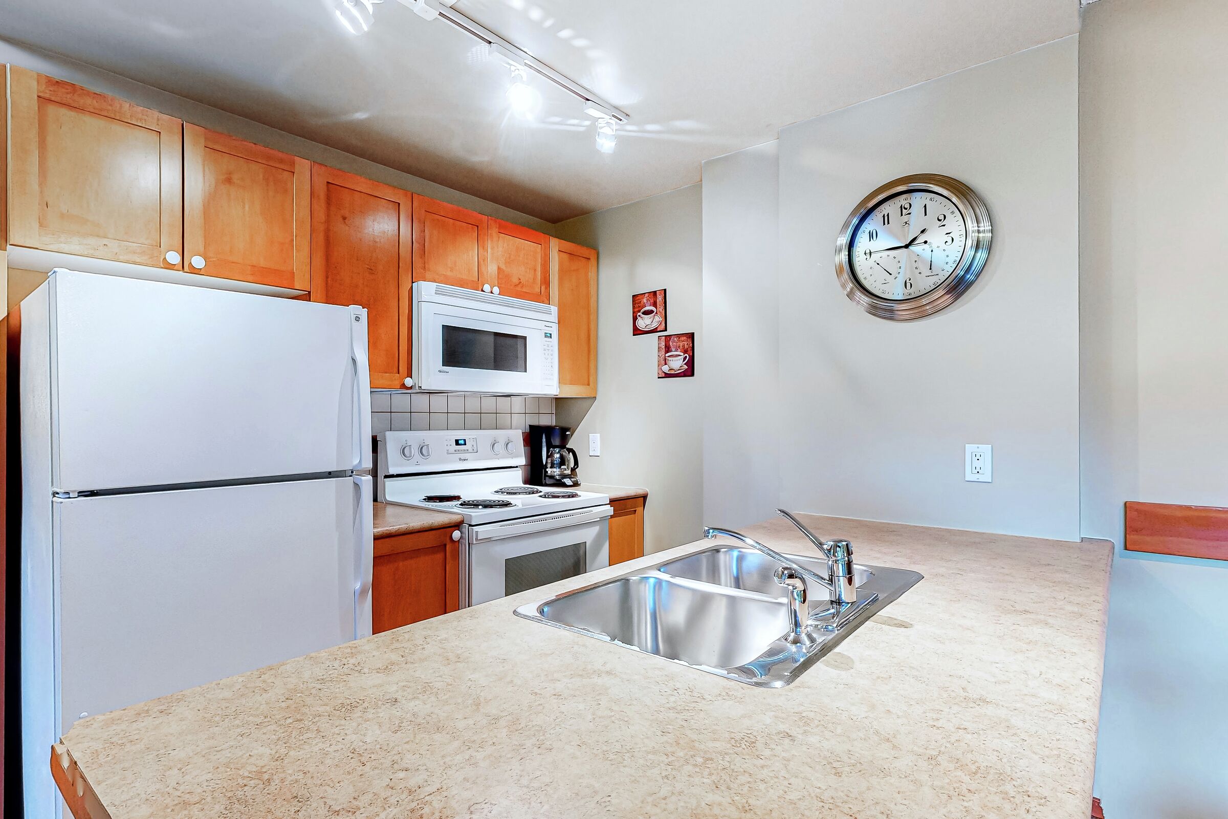 #504 - Kitchen