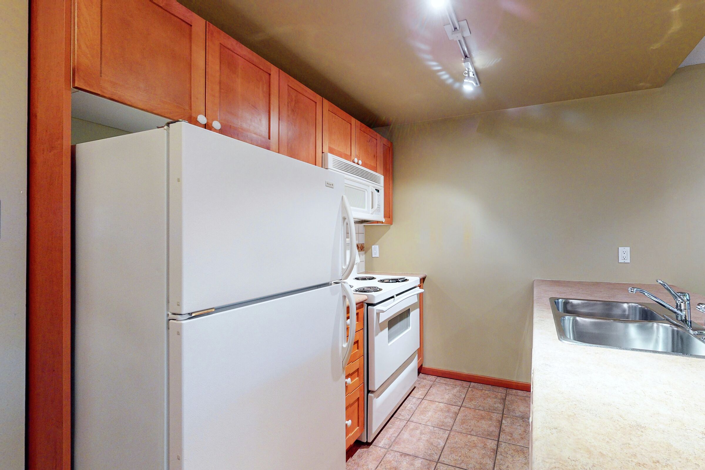 #632 - Kitchen