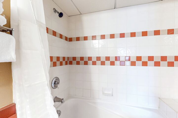 Studio Bathroom