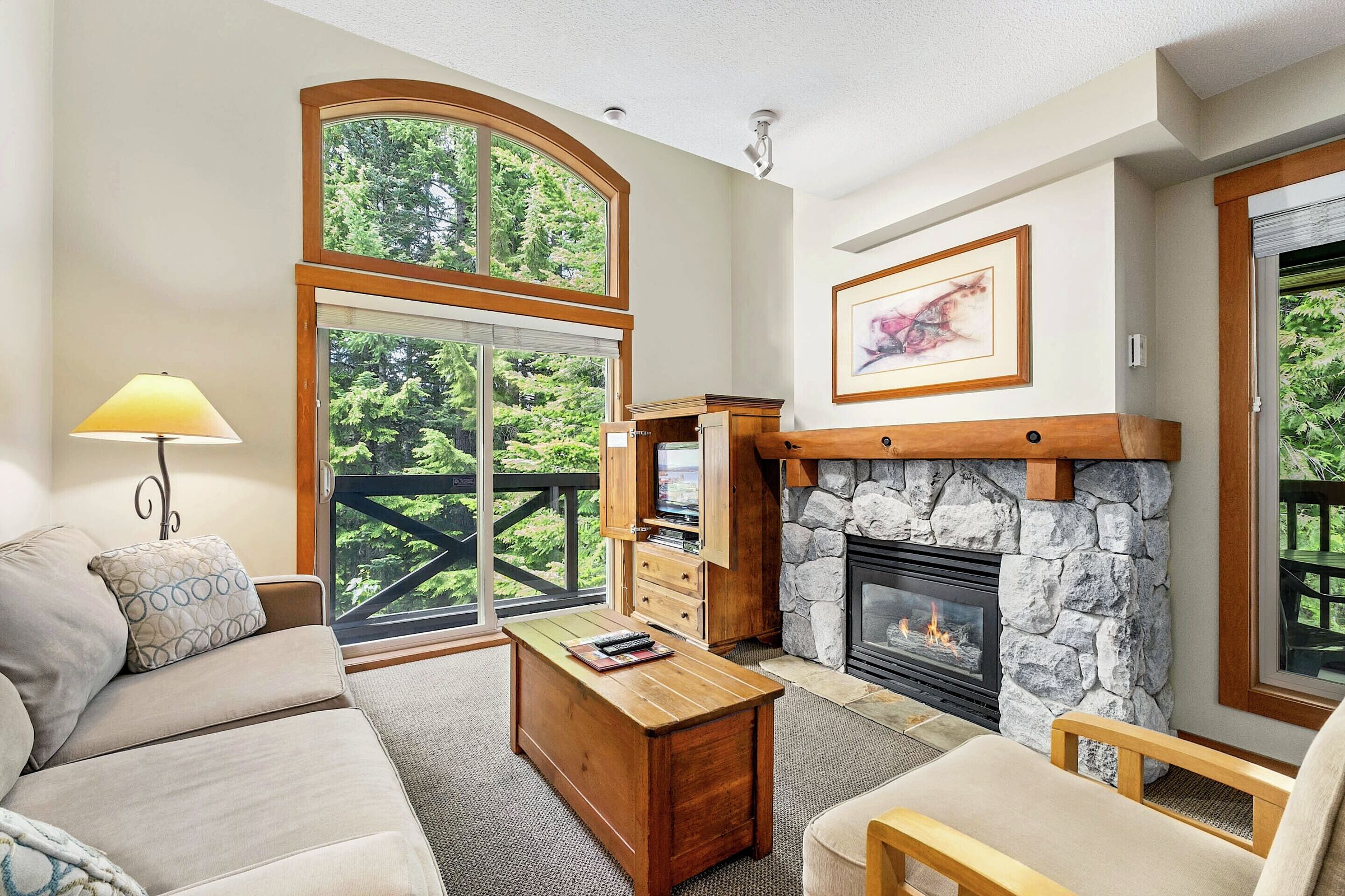 #425 - Living Area
