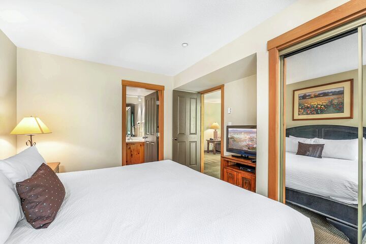 #425 - Master Bedroom