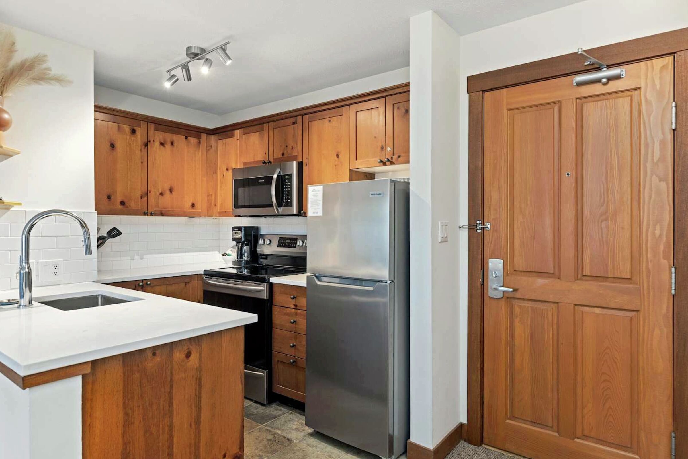 #426 - Kitchen