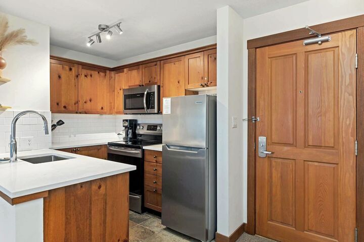 #426 - Kitchen