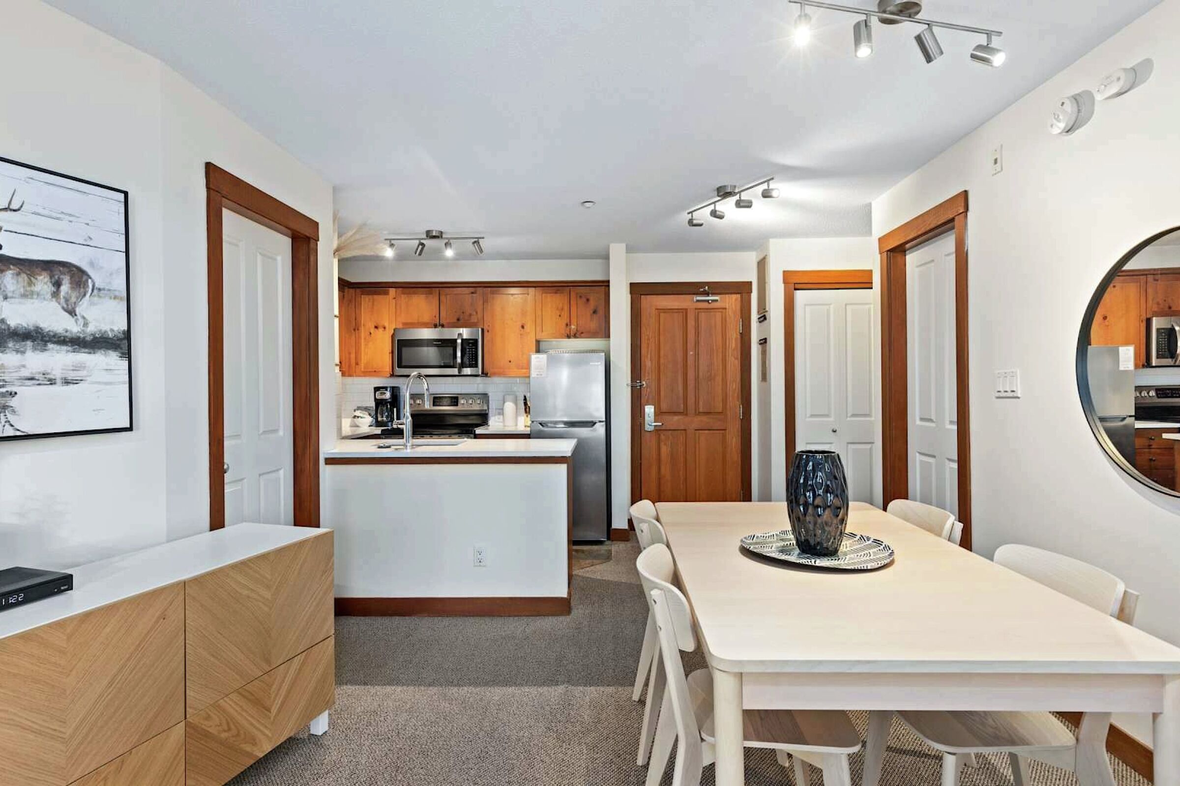 #426 - Dining Room & Kitchen
