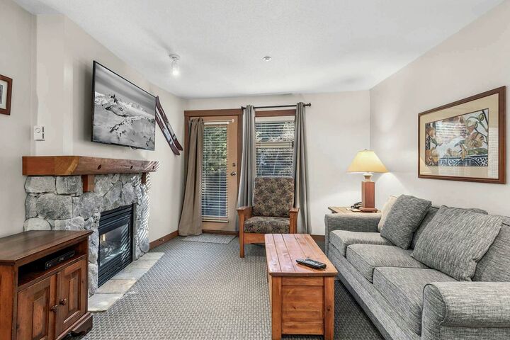 #419 - Living Area
