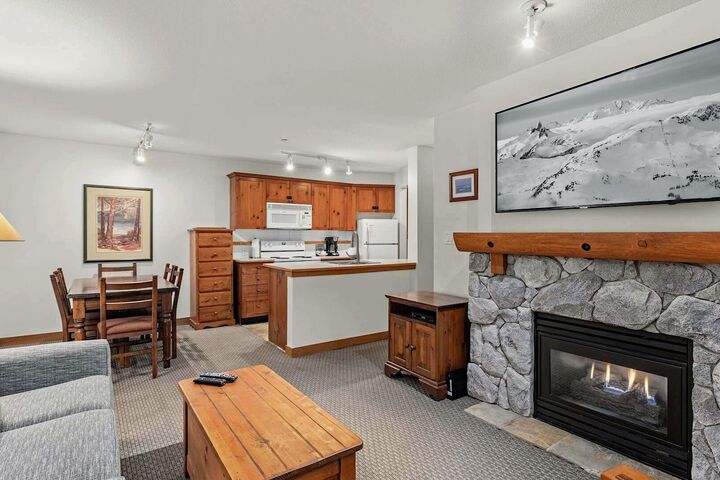 #419 - Living Area