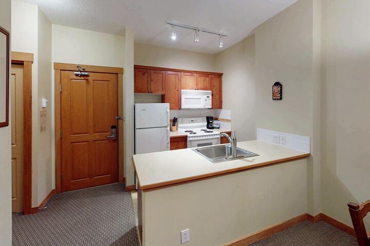 #206 - Kitchen