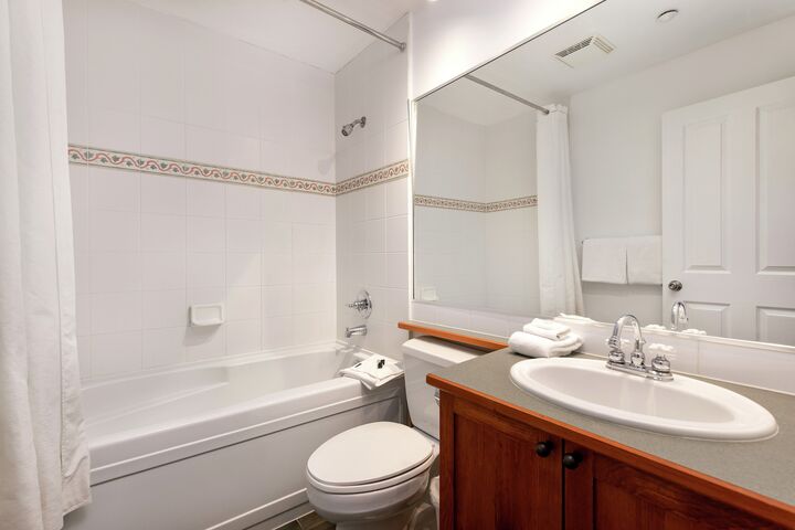 #206 - Bathroom