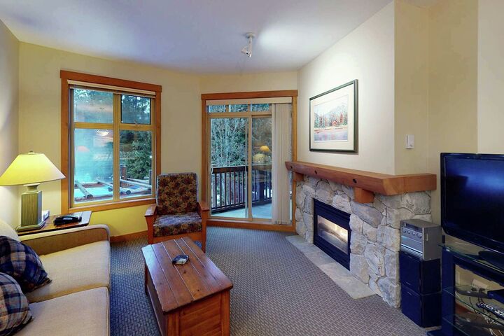 #206 - Living Area