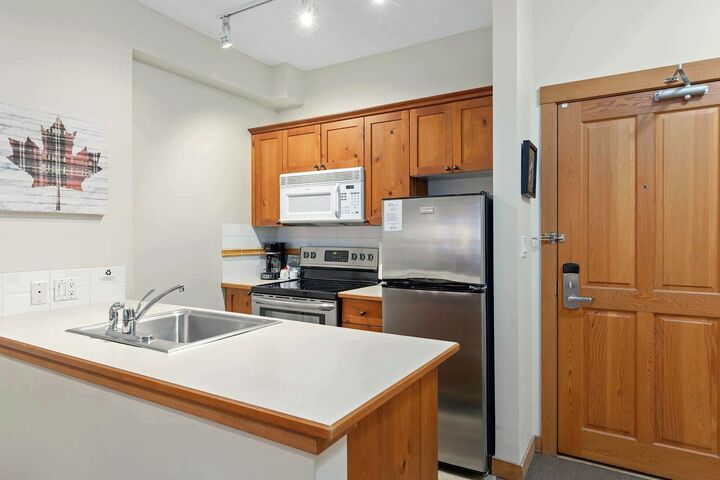 #220 - Kitchen