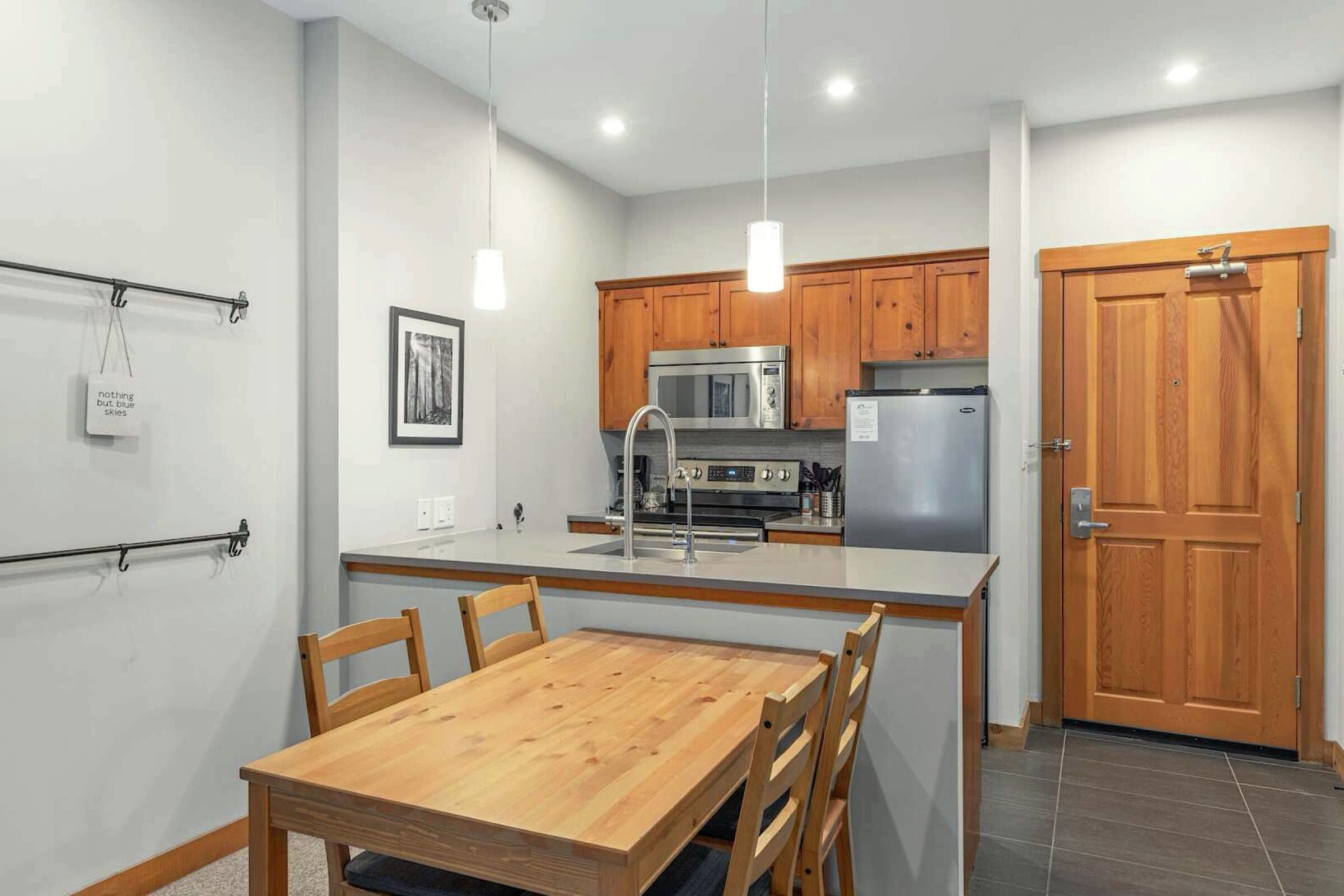 Dining Room & Kitchen