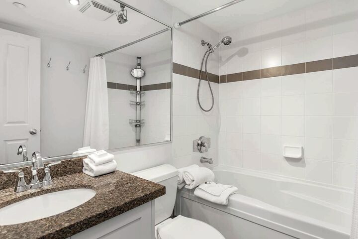 #521 - Bathroom