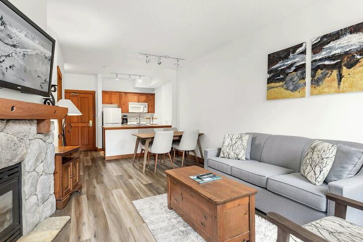 #208 - Living Area