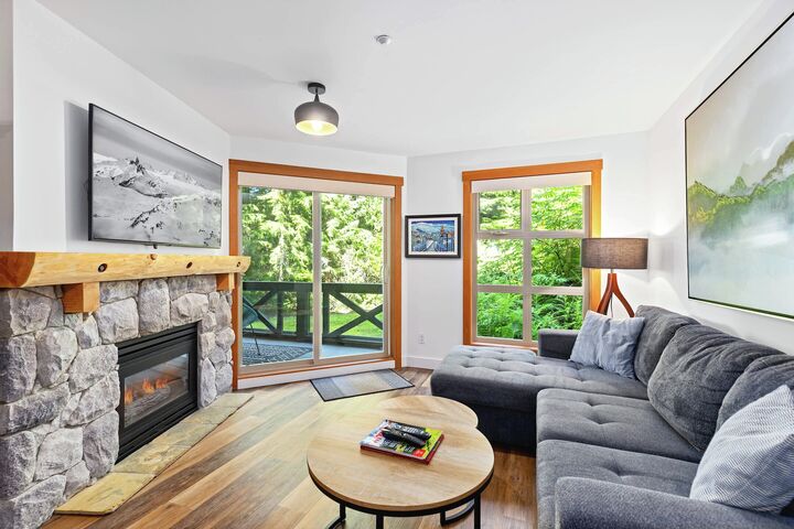 #102 - Living Area