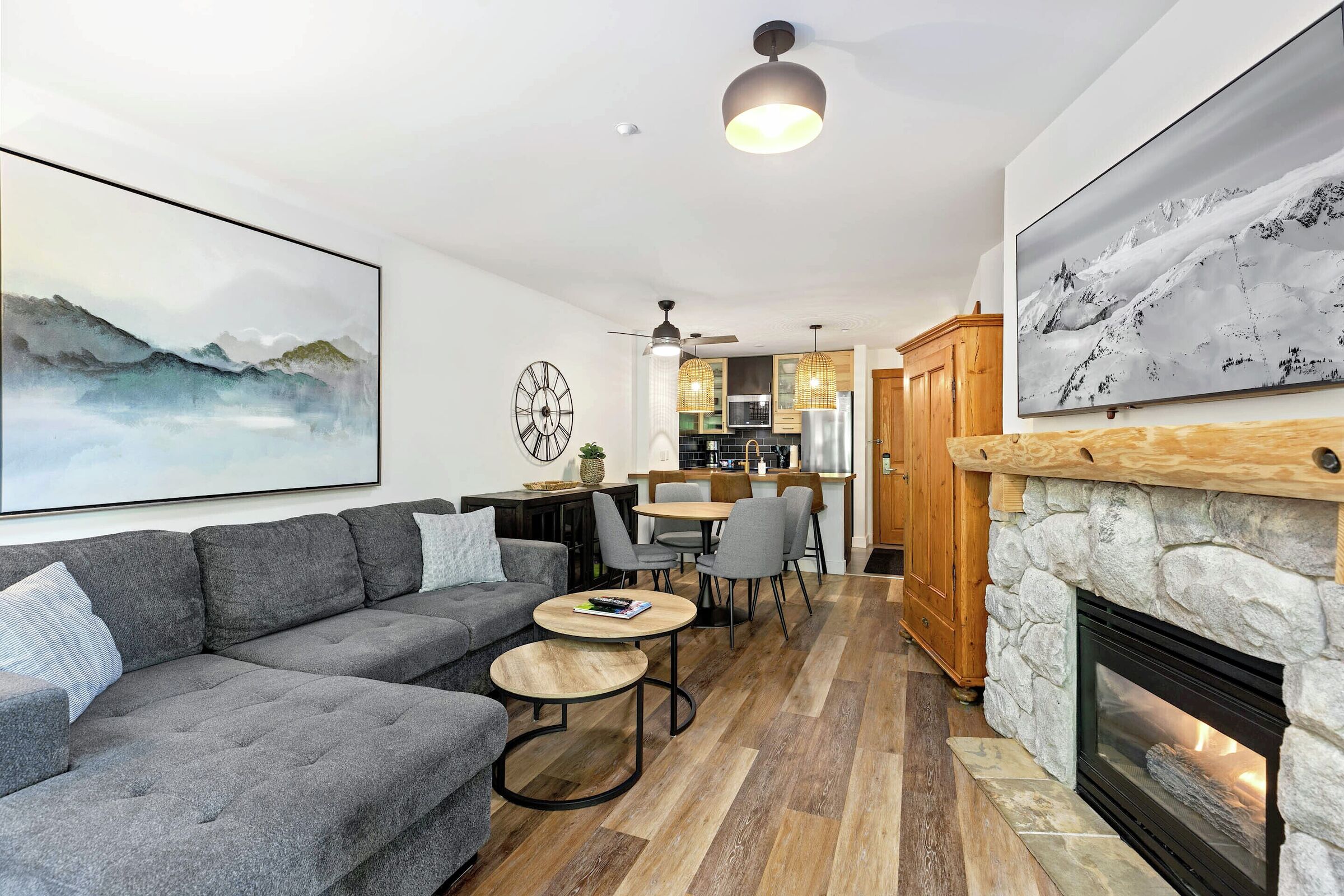 #102 - Living Area