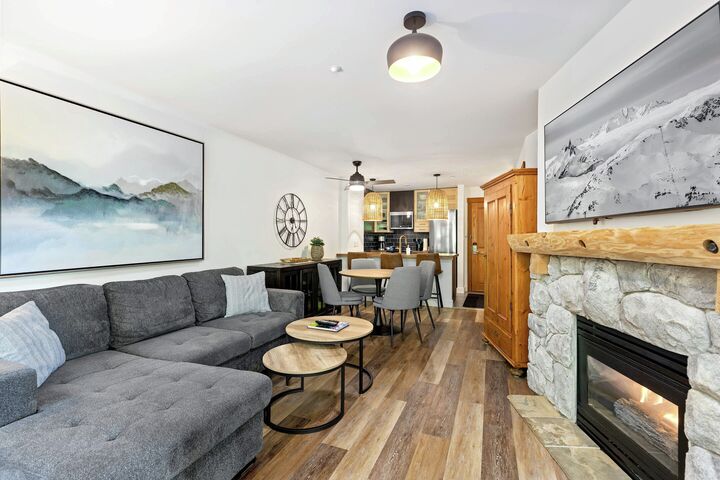 #102 - Living Area