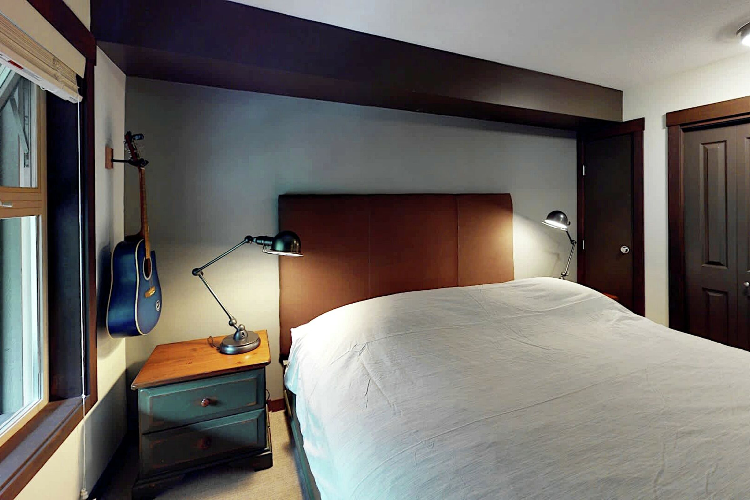 #417 - Bedroom