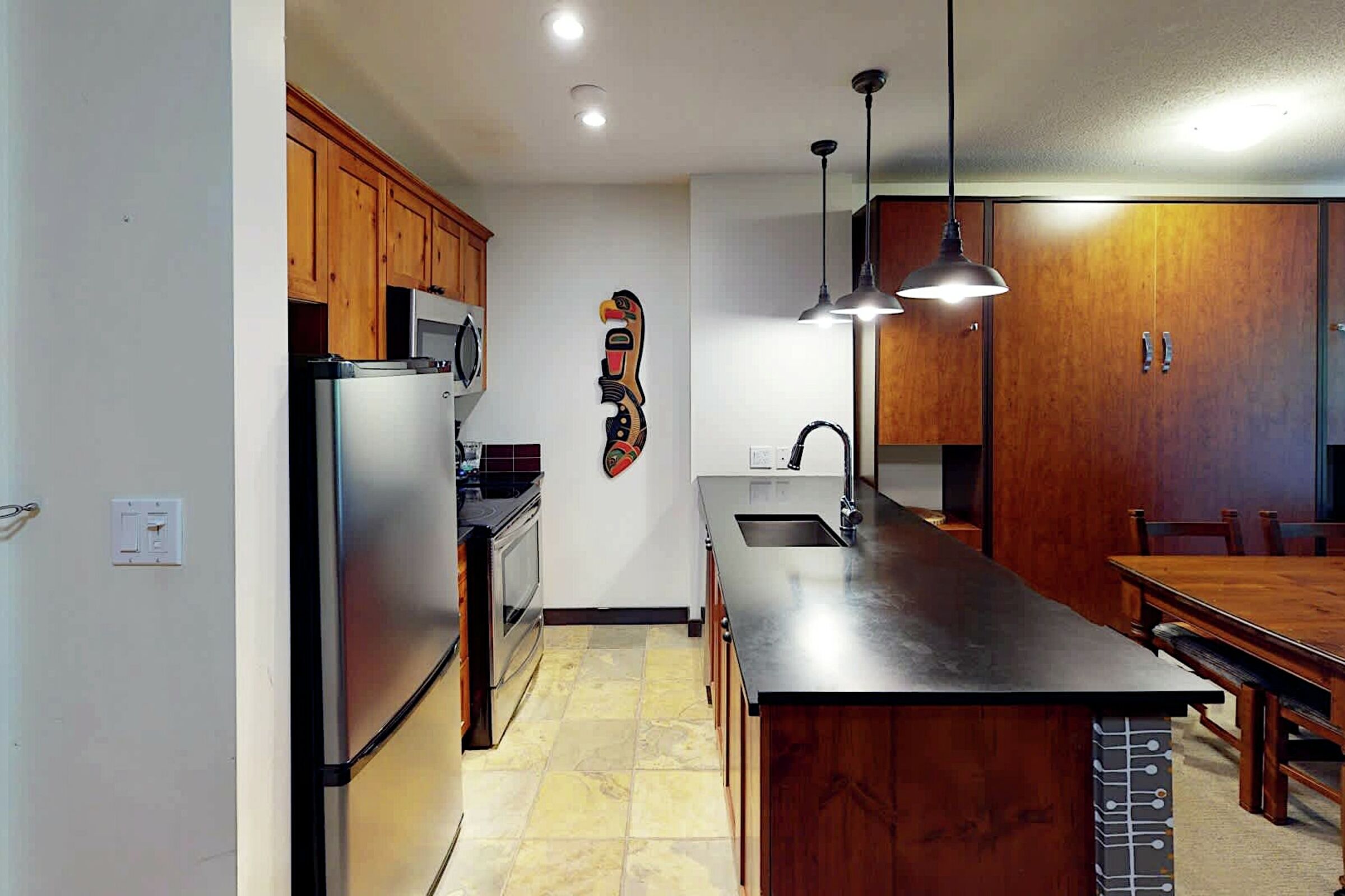 #417 - Dining Room & Kitchen
