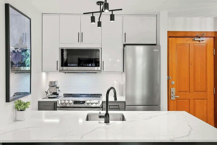 #401 - Kitchen