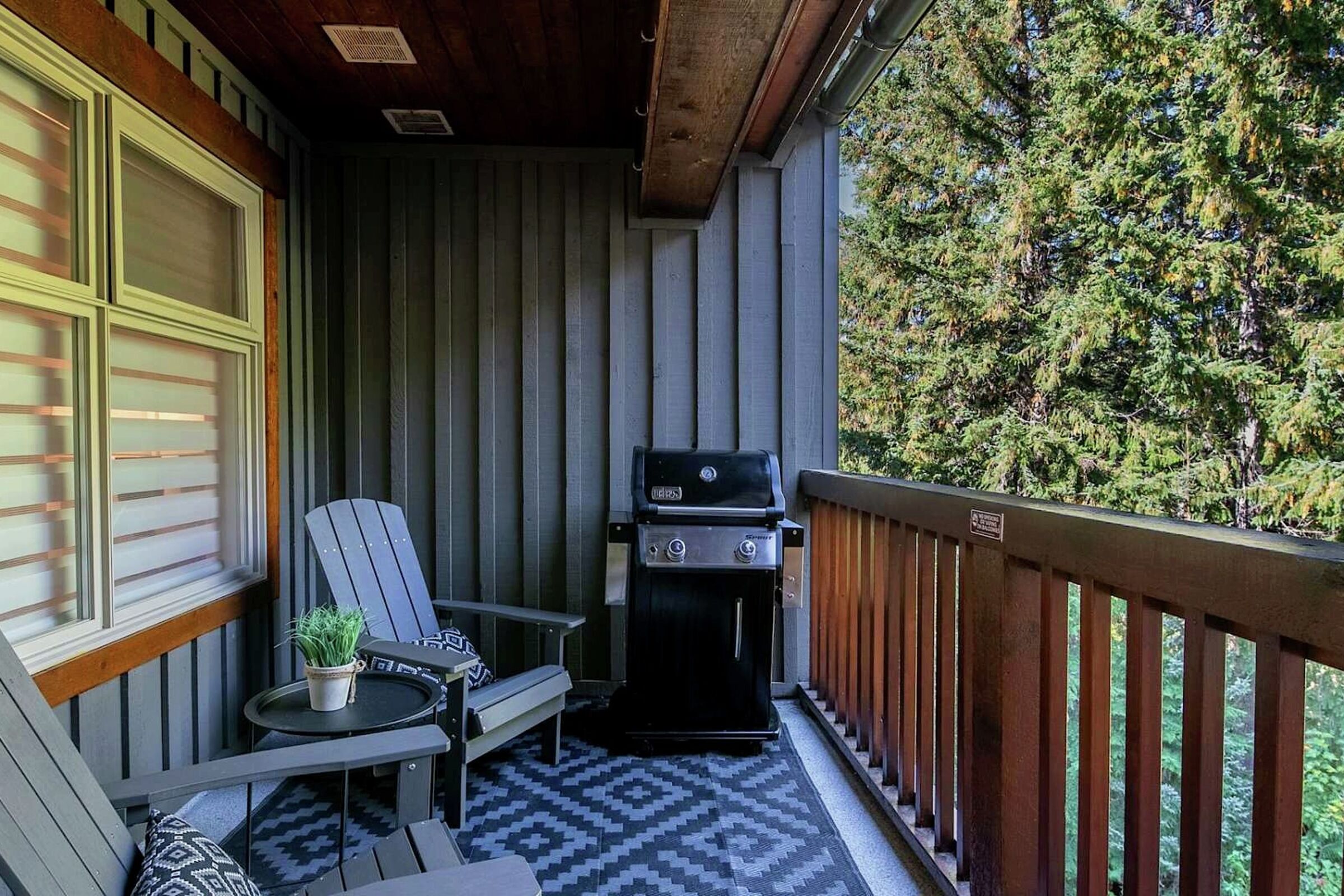 #401 - Balcony with BBQ