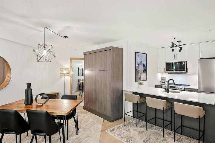 #401 - Living Area