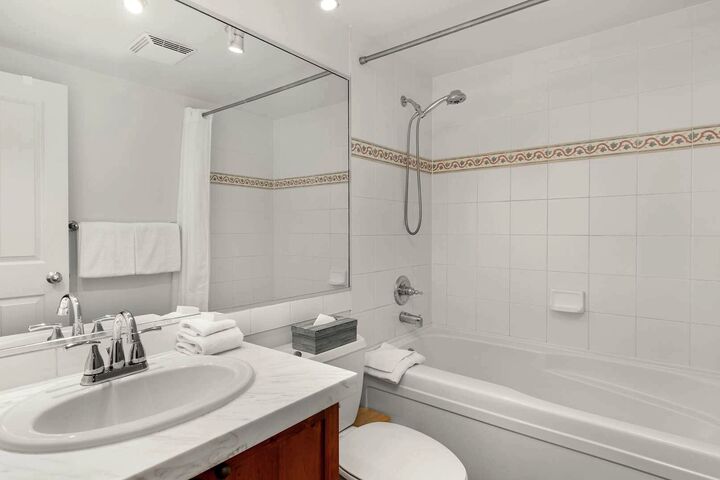 #519 - Bathroom