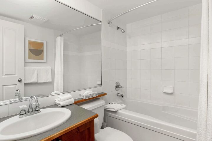 #322 - Bathroom