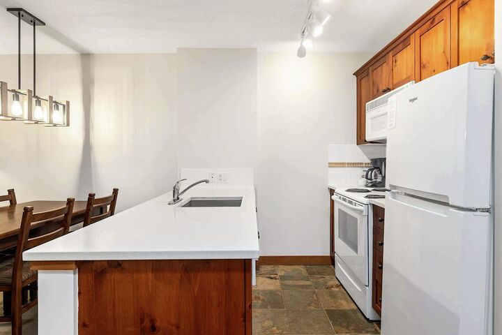 #410 - Kitchen