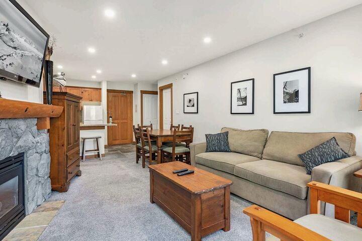 #526 - Living Area