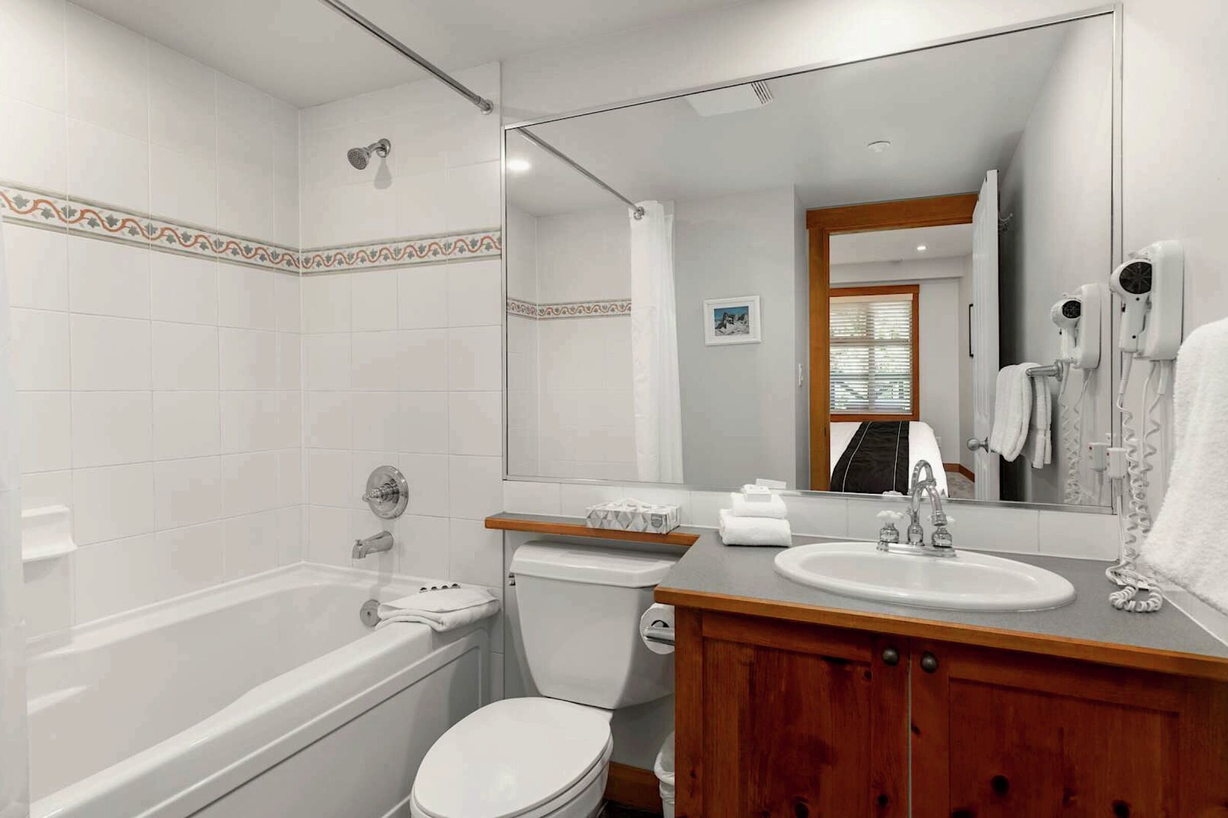 #526 - Master Ensuite Bathroom