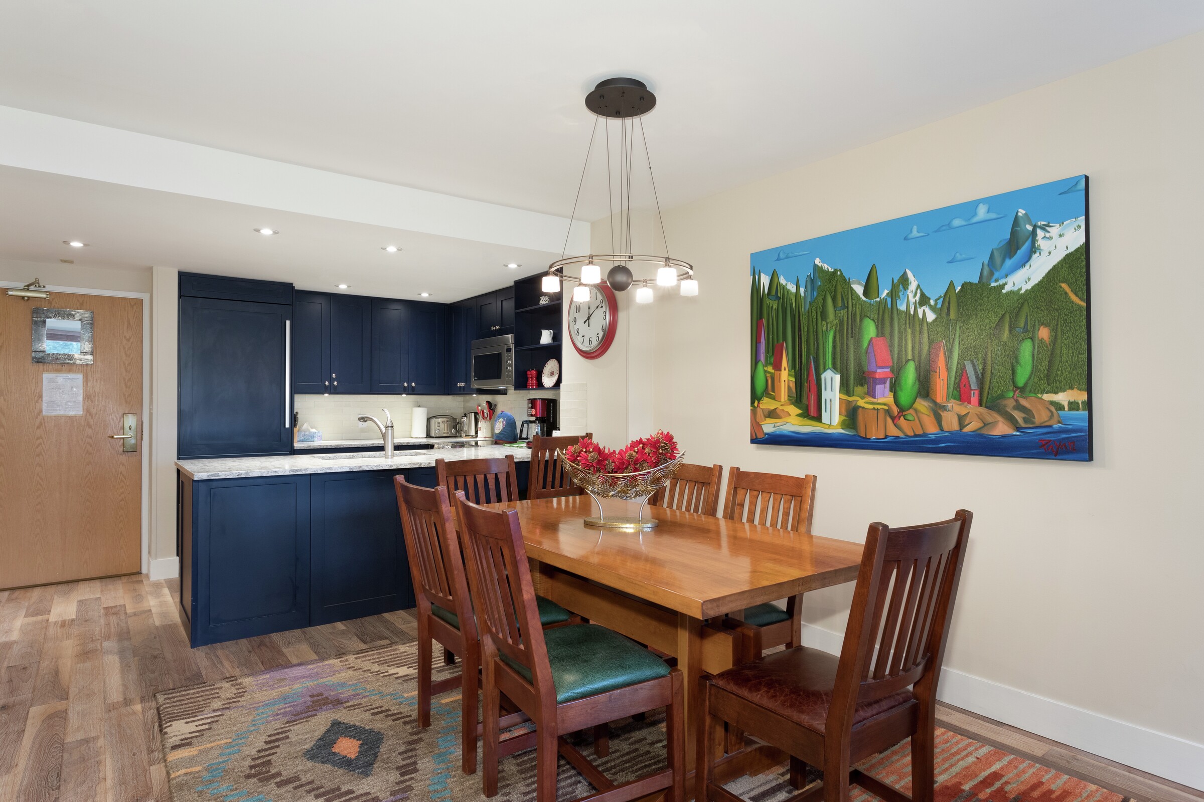#203 - Dining Room & Kitchen