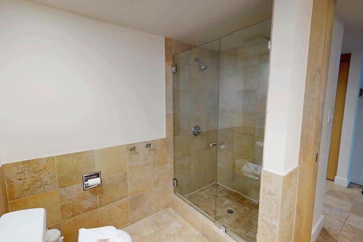 #301 - Studio Bathroom