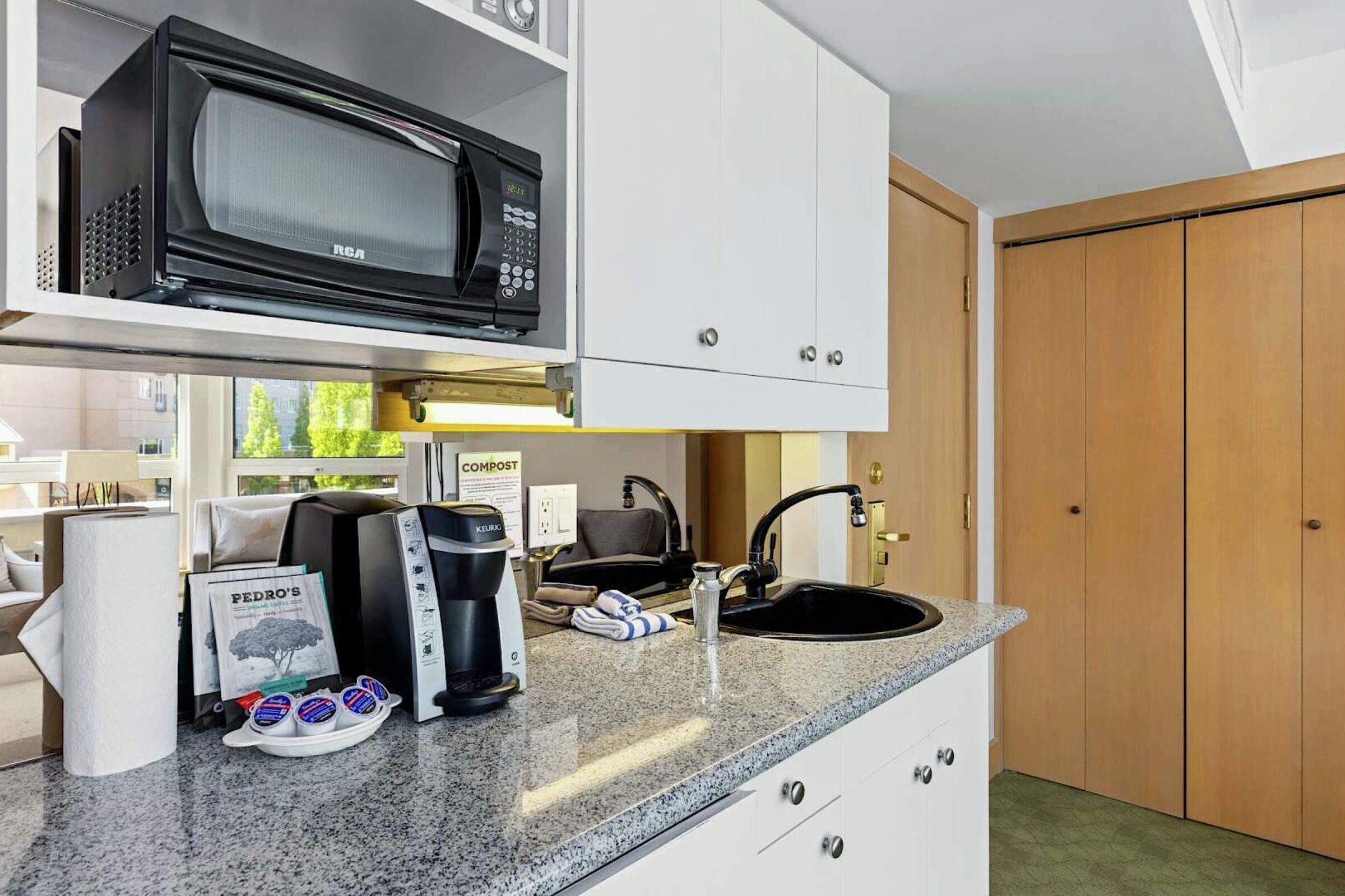 Kitchenette