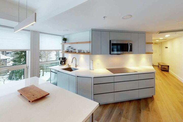 #309 - Kitchenette