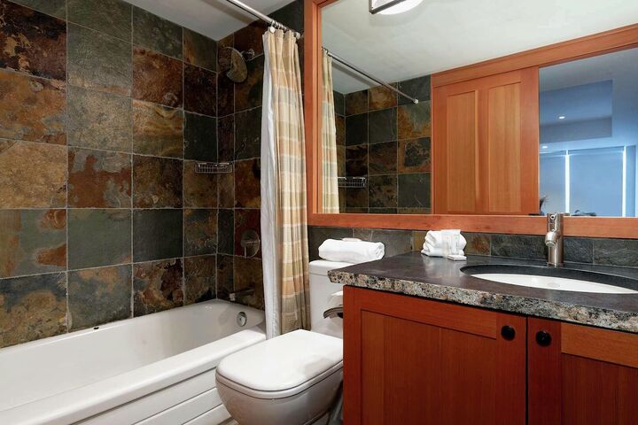 #210 - Bathroom