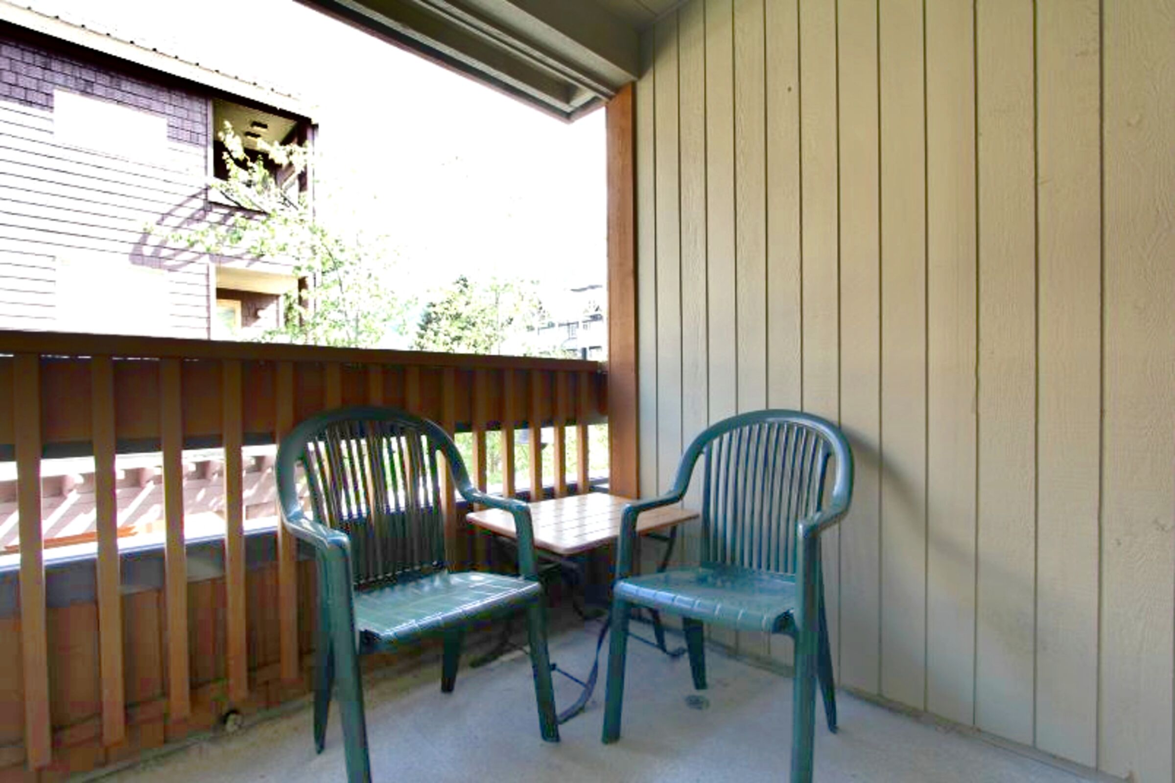 #2H7 - Balcony
