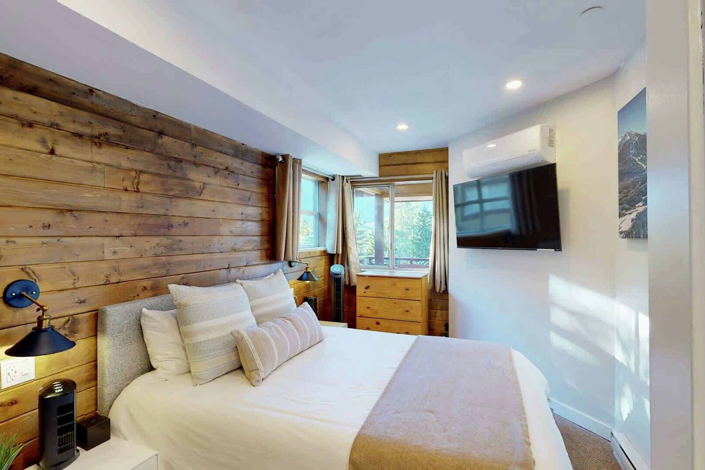 #326 - Bedroom