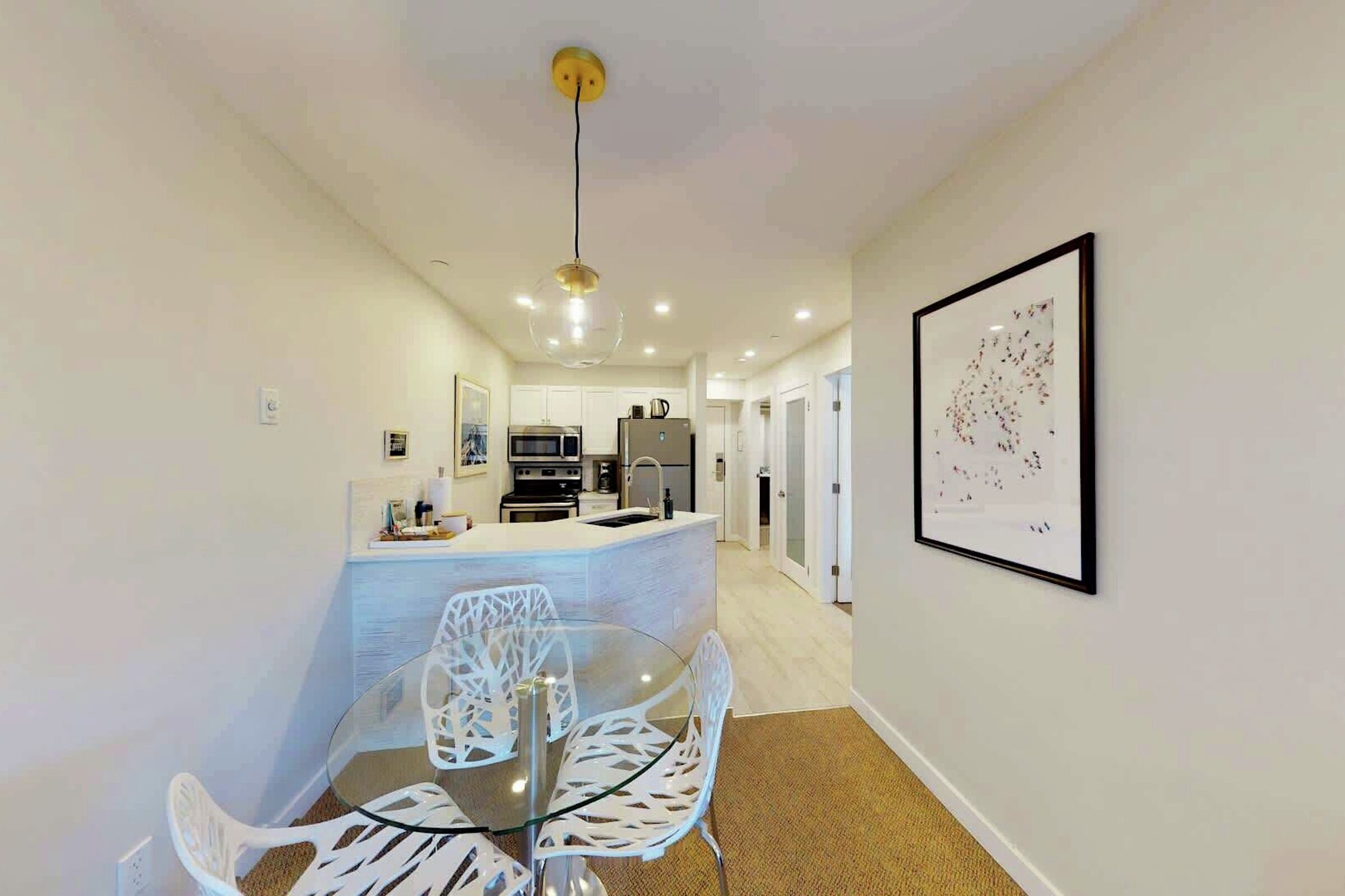 #326 - Dining Room & Kitchen