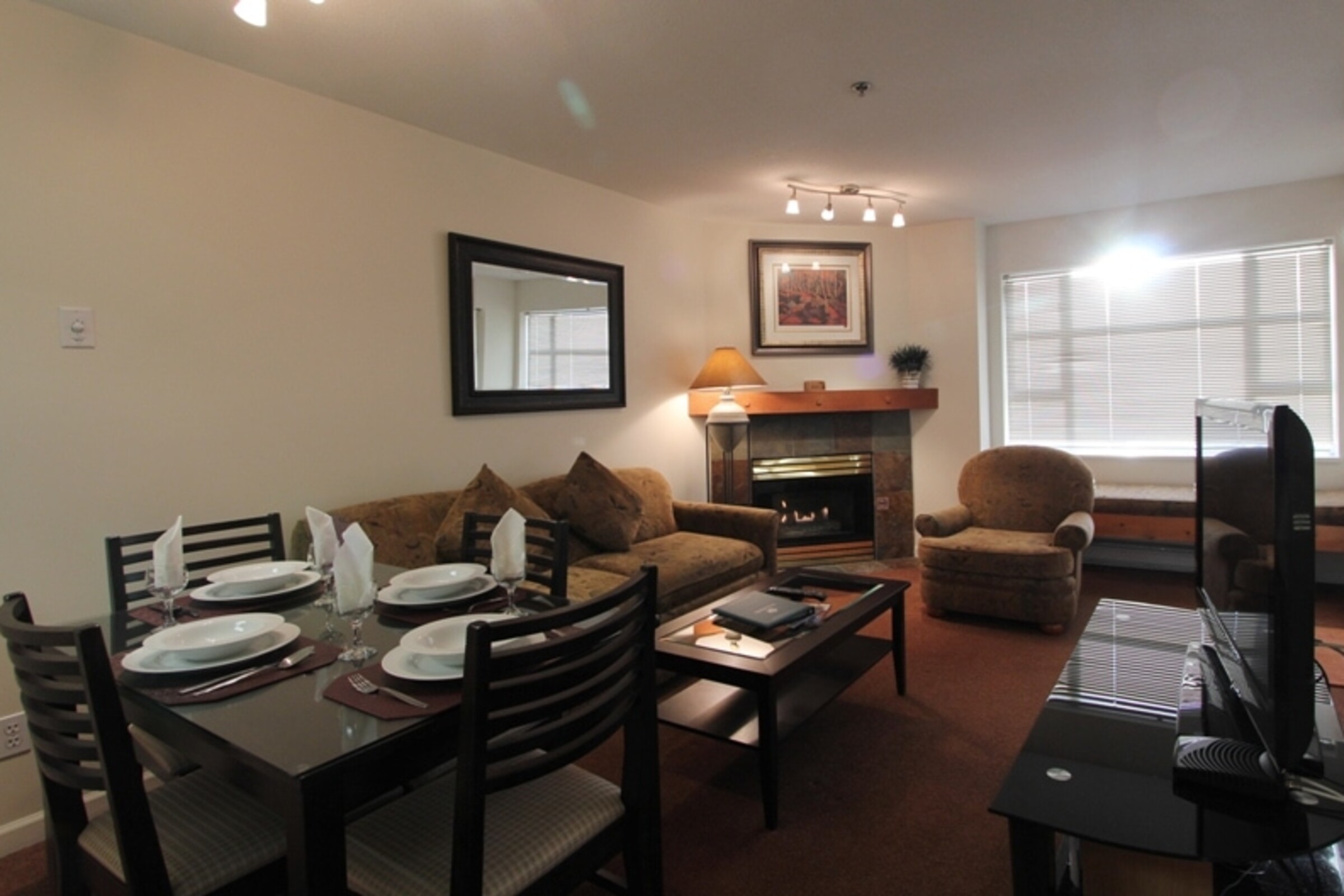 #304 - Dining Room & Living Room