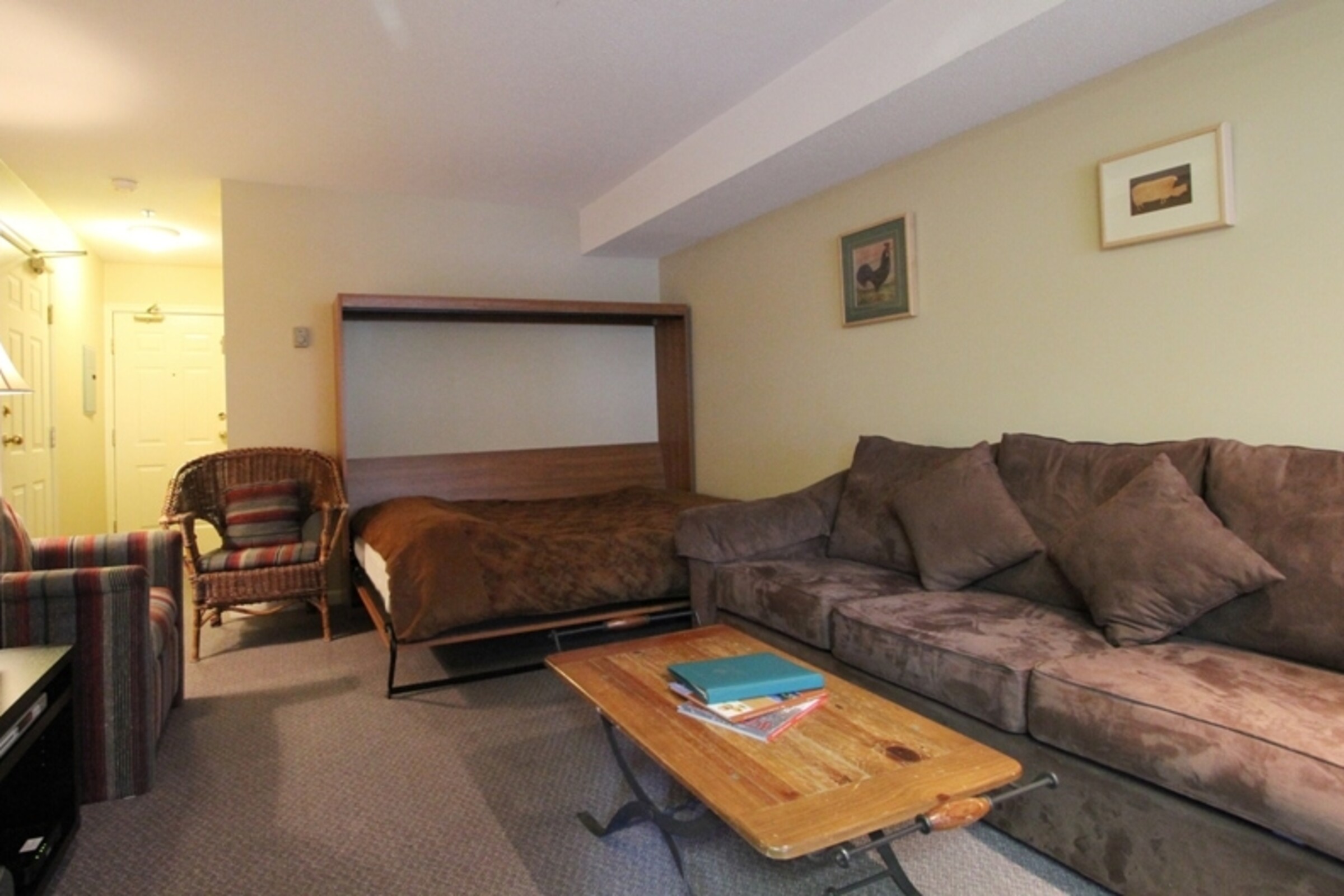 #247 - Studio Sleeping Area