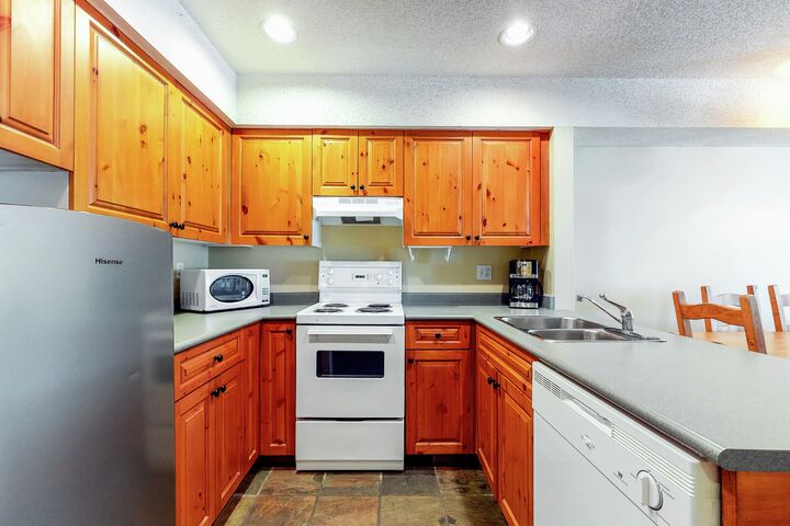 #226 - Kitchen